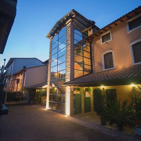Residenze L'Uncinaia Holiday House Perugia Buitenkant foto