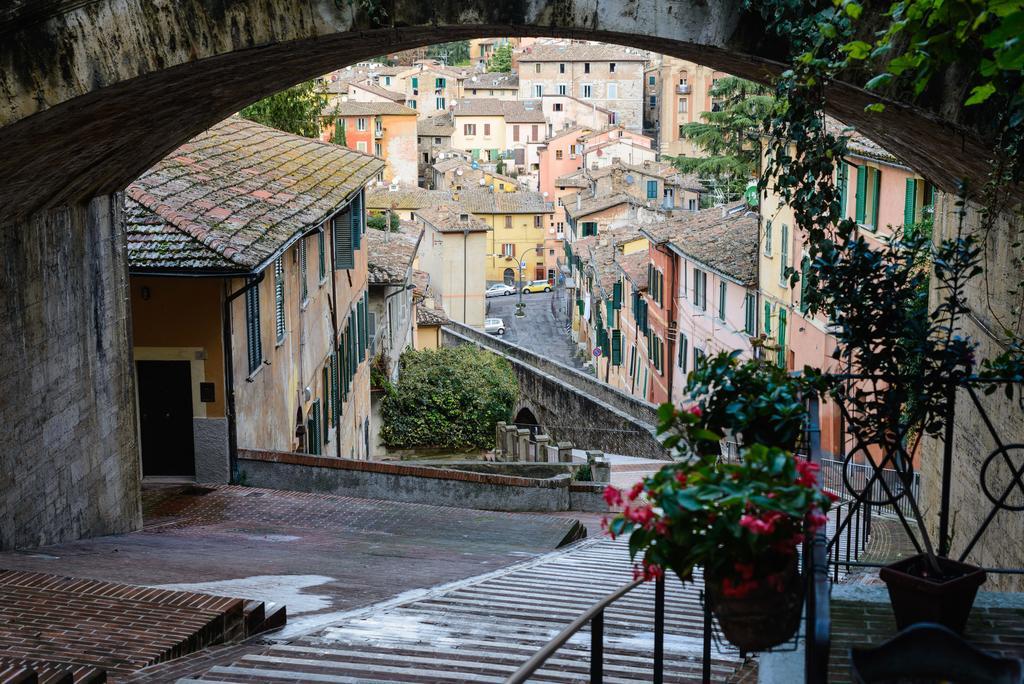Residenze L'Uncinaia Holiday House Perugia Kamer foto