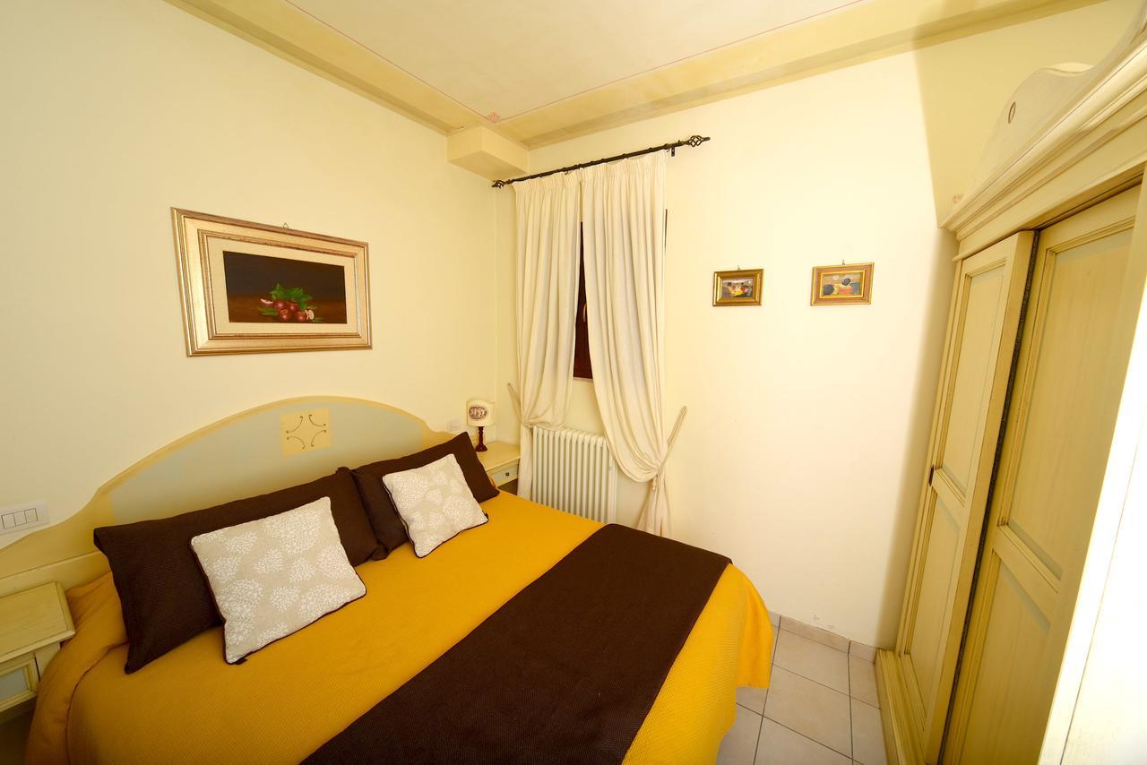 Residenze L'Uncinaia Holiday House Perugia Buitenkant foto