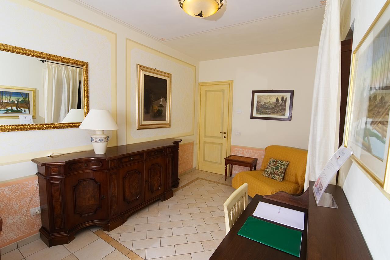 Residenze L'Uncinaia Holiday House Perugia Buitenkant foto