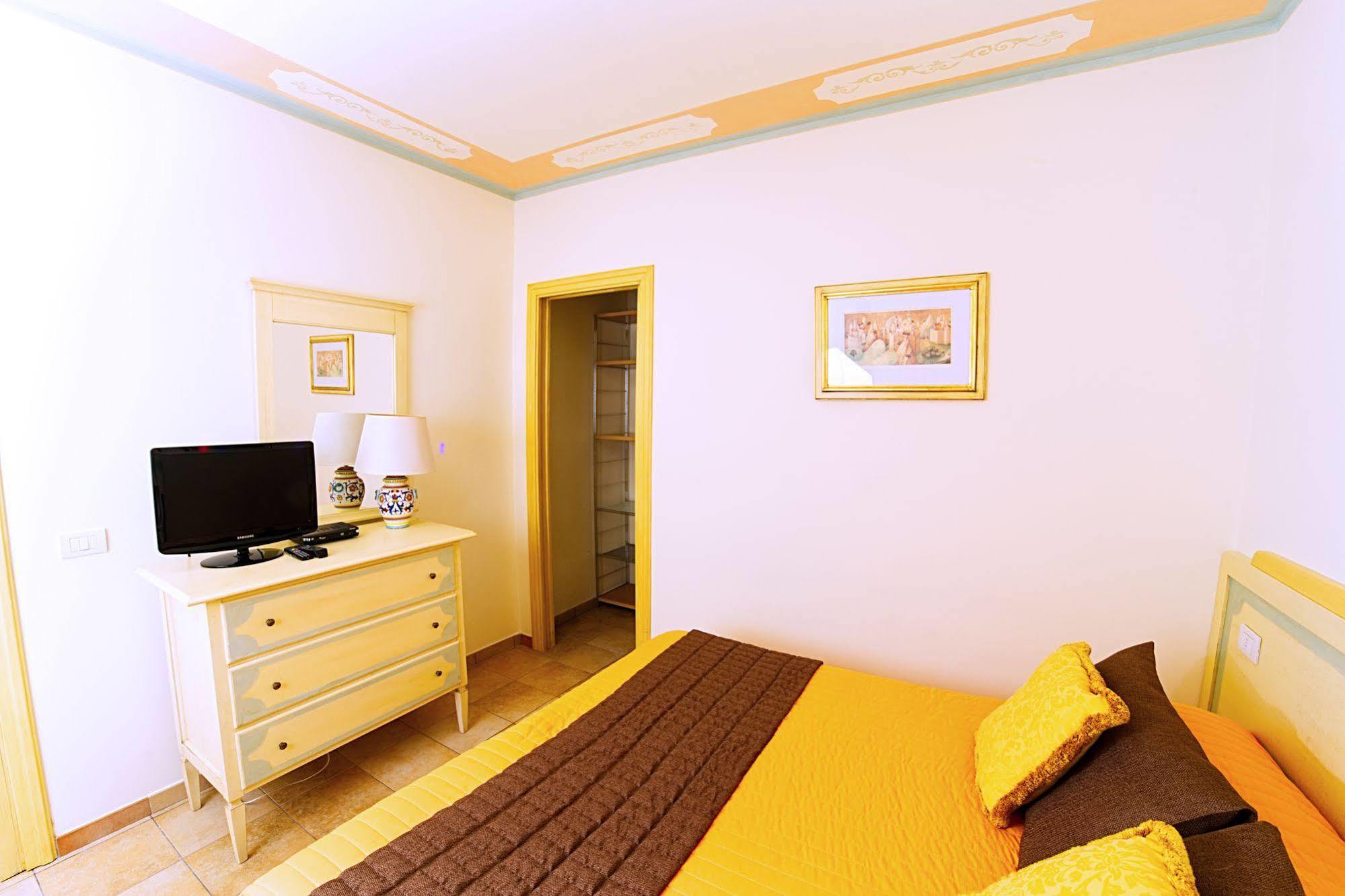 Residenze L'Uncinaia Holiday House Perugia Buitenkant foto