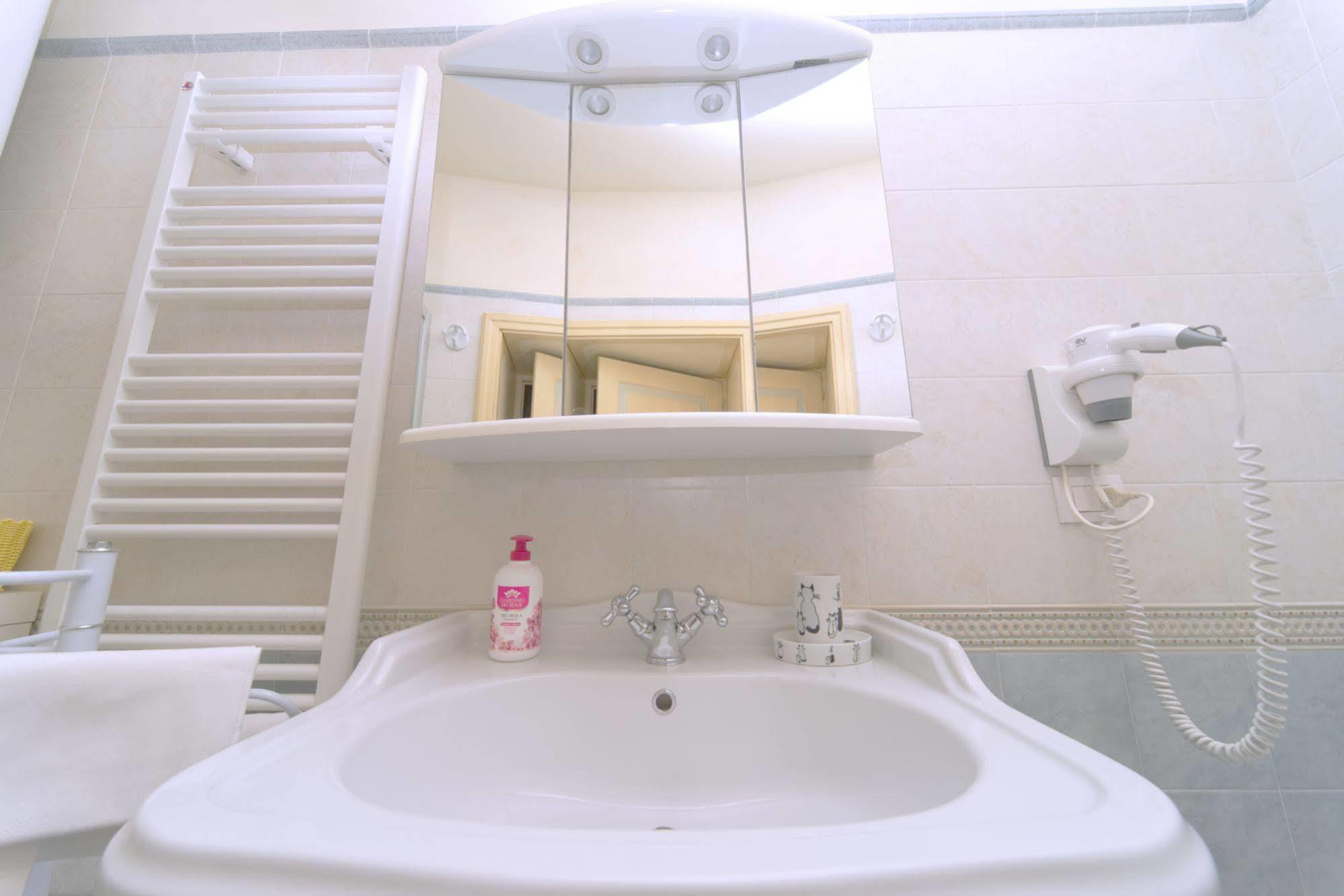 Residenze L'Uncinaia Holiday House Perugia Buitenkant foto
