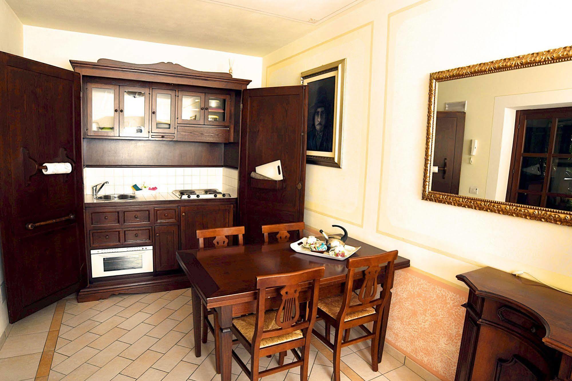 Residenze L'Uncinaia Holiday House Perugia Buitenkant foto
